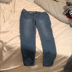 stretchy jeans